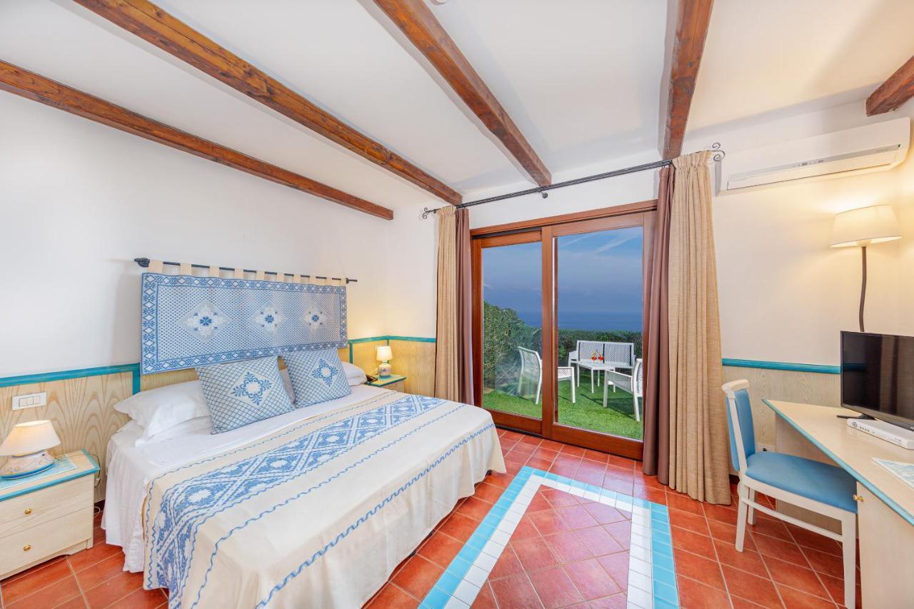 Il Borgo Bagabaga - Exclusive Country Retreat Hotel กัสเตลซาร์โด ภายนอก รูปภาพ