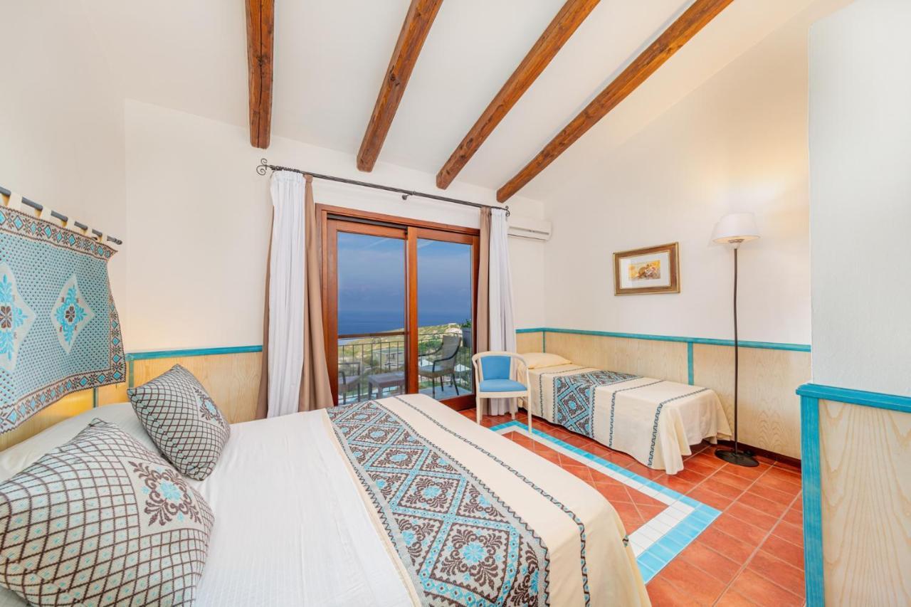 Il Borgo Bagabaga - Exclusive Country Retreat Hotel กัสเตลซาร์โด ภายนอก รูปภาพ
