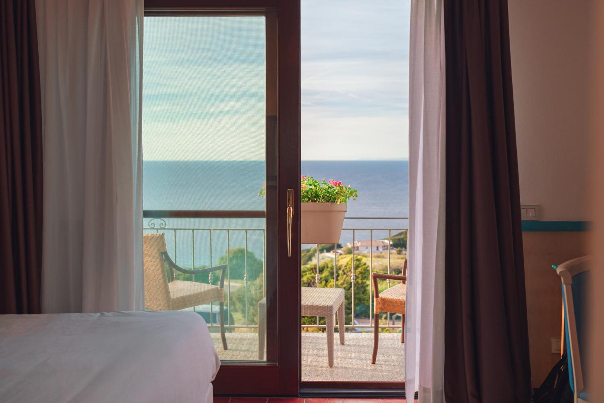 Il Borgo Bagabaga - Exclusive Country Retreat Hotel กัสเตลซาร์โด ภายนอก รูปภาพ